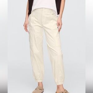 GAP Women's Medium Petite Mid Rise Downtown Cargo Joggers Khaki Preppy Y2K Casua